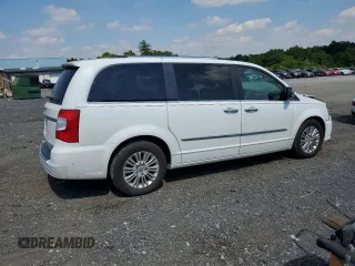 2014 Chrysler Town & Country Limited with VIN 2C4RC1GG7ER461197, listed as a Copart auction lot 59426574 with 96,068 mi miles and Salvage Title. Bid and sale history available at DreamBid. Image 3.