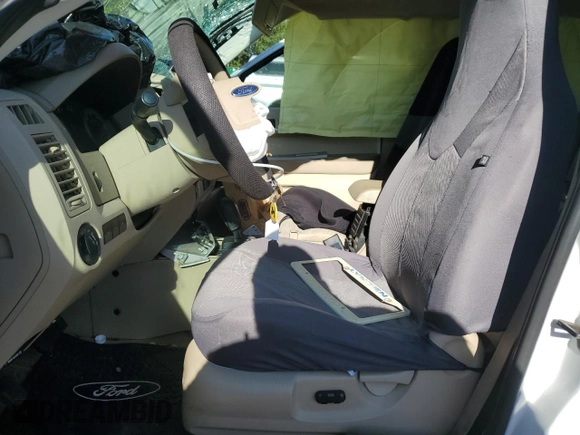 2008 Ford Escape XLT with VIN 1FMCU931X8KD06256, listed as a Copart auction lot 64872075 with 224,332 mi miles and Salvage title. Bid and sale history available at DreamBid. Image 7.
