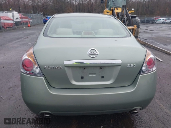 2008 Nissan Altima 2.5 SL with VIN 1N4AL21E68N489641, listed as a IAAI auction lot 41995516 with 164,600 mi miles. Bid and sale history available at carsss.com. Image 16.
