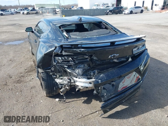 2018 Chevrolet Camaro 2SS with VIN 1G1FH1R7XJ0191056, listed as a IAAI auction lot 41708025 with Not provided miles and . Bid and sale history available at DreamBid. Image 6.