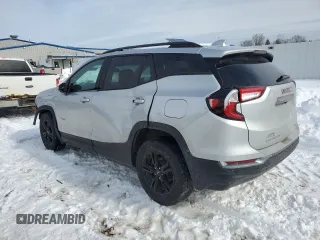 2022 GMC Terrain AT4 with VIN 3GKALYEV0NL152602, listed as a Copart auction lot 45644565 with 38,999 mi miles and Salvage Title. Bid and sale history available at DreamBid. Image 2.