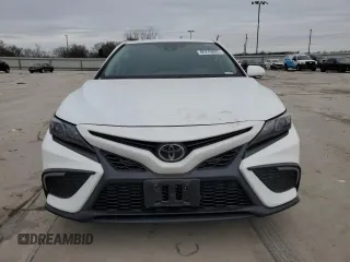 2023 Toyota Camry SE with VIN 4T1G11AK4PU763204, listed as a Copart auction lot 46270885 with 42,414 mi miles and Salvage Title. Bid and sale history available at carsss.com. Image 5.