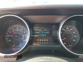 2018 Ford Mustang EcoBoost z VIN 1FA6P8TH8J5175581, wystawiony jako Copart lot #55151015 z przebiegiem 65 685 mil mil oraz Szkoda całkowita • Salvage title. Historia ofert i sprzedaży dostępna na DreamBid. Obrazek 9.