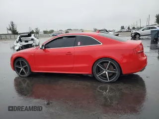 2012 Audi S5 Premium Plus z VIN WAUCVAFR6CA001417, wystawiony jako Copart lot #42179465 z przebiegiem 122 296 mil mil oraz Czysty tytuł • Clean title. Historia ofert i sprzedaży dostępna na DreamBid. Obrazek 2.