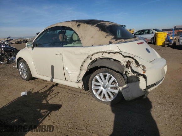 2008 Volkswagen Beetle SE with VIN 3VWRF31Y18M407648, listed as a Copart auction lot 86413934 with 131,242 mi miles and Salvage title. Bid and sale history available at DreamBid. Image 2.