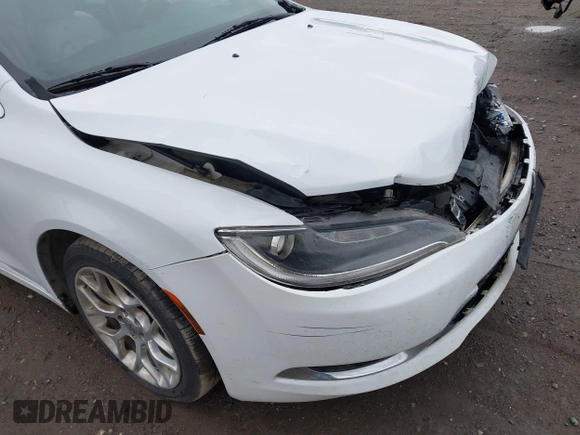 2015 Chrysler 200 C z VIN 1C3CCCEG3FN543757, wystawiony jako IAAI lot #41468410 z przebiegiem 145 041 mil mil oraz . Historia ofert i sprzedaży dostępna na DreamBid. Obrazek 17.