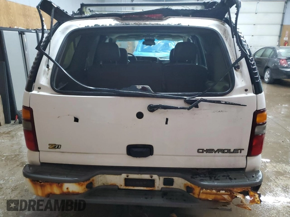 2003 Chevrolet Tahoe Z71 z VIN 1GNEK13Z83R162966, wystawiony jako Copart lot #54363635 z przebiegiem Nie podano mil oraz Czysty tytuł • Clean title. Historia ofert i sprzedaży dostępna na DreamBid. Obrazek 6.
