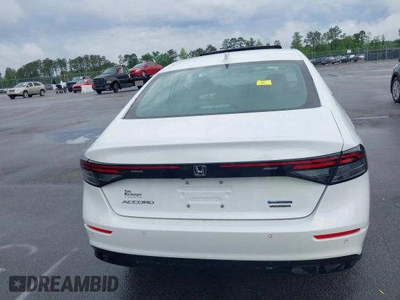 2023 Honda Accord Touring с VIN 1HGCY2F80PA009611, выставлен на аукционе IAAI как лот 42093393 с пробегом 18 520 миль миль и . История ставок и продаж доступна на DreamBid. Изображение 16.