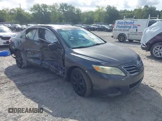 2011 Toyota Camry LE z VIN 4T1BF3EK7BU149449, wystawiony jako IAAI lot #42370765 z przebiegiem 255 145 mil mil oraz . Historia ofert i sprzedaży dostępna na DreamBid. Obrazek 1.