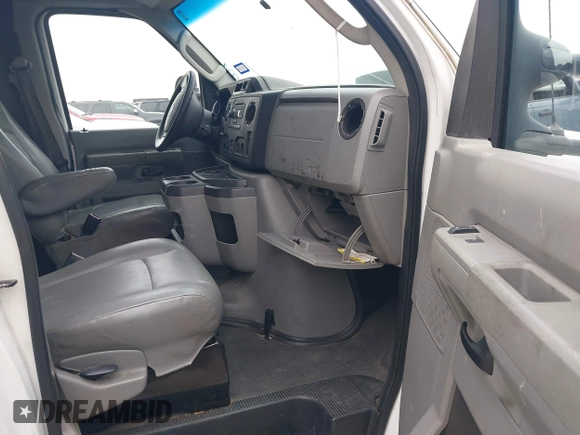 2012 Ford Econoline Cargo Super Duty Commercial with VIN 1FTSE3EL1CDA56377, listed as a IAAI auction lot 41746859 with 260,051 mi miles and . Bid and sale history available at carsss.com. Image 5.