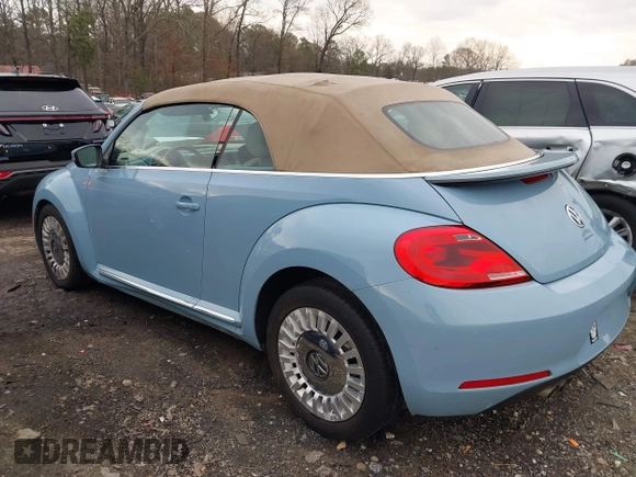 2015 Volkswagen Beetle 1.8T w/Tech with VIN 3VW517AT9FM802294, listed as a IAAI auction lot 41516005 with 110,184 mi miles and . Bid and sale history available at DreamBid. Image 3.