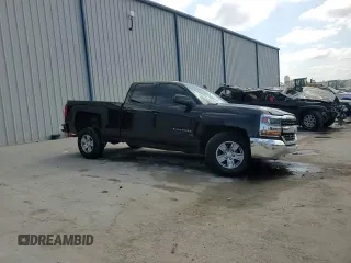 2018 Chevrolet Silverado 1500 LT with VIN 1GCRCREC6JZ164940, listed as a Copart auction lot 54004075 with 109,116 mi miles and Salvage Title. Bid and sale history available at DreamBid. Image 13.