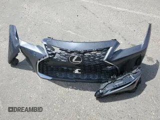 2024 Lexus IS 300 z VIN JTHDA1D20R5129189, wystawiony jako Copart lot #53465435 z przebiegiem 31 959 mil mil oraz Szkody całkowita. Historia ofert i sprzedaży dostępna na DreamBid. Obrazek 12.