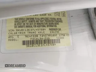 2007 Nissan Versa S z VIN 3N1BC13E37L457284, wystawiony jako IAAI lot #42327441 z przebiegiem 255 089 mil mil oraz . Historia ofert i sprzedaży dostępna na DreamBid. Obrazek 9.