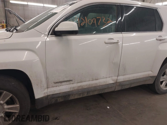 2013 GMC Terrain SLE with VIN 2GKALMEK5D6137644, listed as a IAAI auction lot 42109732 with 169,048 mi miles. Bid and sale history available at carsss.com. Image 6.