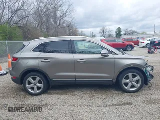 2017 Lincoln MKC Premiere with VIN 5LMCJ1C93HUL27435, listed as a IAAI auction lot 42016623 with 77,701 mi miles and . Bid and sale history available at DreamBid. Image 14.