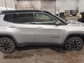 2019 Jeep Compass Trailhawk with VIN 3C4NJDDB8KT667863, listed as a IAAI auction lot 41944001 with 80,635 mi miles and . Bid and sale history available at DreamBid. Image 14.