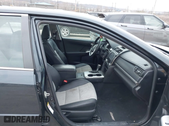 2014 Toyota Camry L with VIN 4T1BF1FK2EU736634, listed as a IAAI auction lot 41844908 with 98,749 mi miles. Bid and sale history available at carsss.com. Image 5.