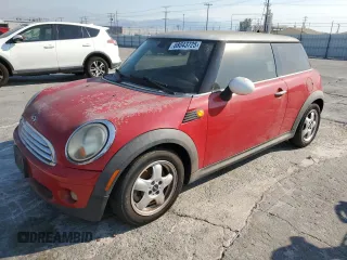 2008 MINI Hardtop with VIN WMWMF33558TT65502, listed as a Copart auction lot 88043725 with 117,241 mi miles and Salvage Title. Bid and sale history available at DreamBid. Image 1.