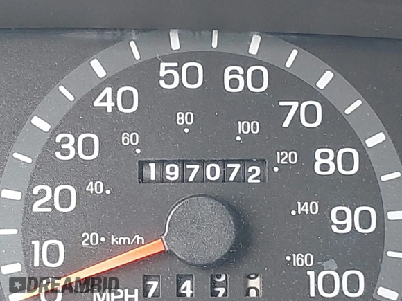 2003 Ford Econoline Passenger XL z VIN 1FBSS31S43HB53334, wystawiony jako IAAI lot #41547951 z przebiegiem 197 072 mil mil oraz . Historia ofert i sprzedaży dostępna na DreamBid. Obrazek 15.