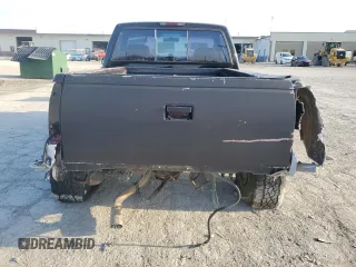 1995 Chevrolet Silverado 1500 with VIN 1GCEK14K4SZ155540, listed as a Copart auction lot 54104715 with 132,177 mi miles and Salvage Title. Bid and sale history available at DreamBid. Image 6.