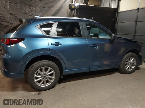 2024 Mazda CX-5 2.5 S Carbon Edition with VIN JM3KFBCL1R0501671, listed as a IAAI auction lot 41165142 with 3,423 mi miles. Bid and sale history available at carsss.com. Image 4.