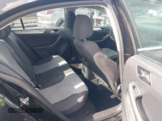 2017 Volkswagen Jetta S with VIN 3VW2B7AJ0HM285436, listed as a IAAI auction lot 42627136 with 88,873 mi miles and . Bid and sale history available at DreamBid. Image 8.