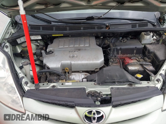 2007 Toyota Sienna CE with VIN 5TDZK23C27S063188, listed as a IAAI auction lot 41947069 with 186,542 mi miles. Bid and sale history available at carsss.com. Image 10.