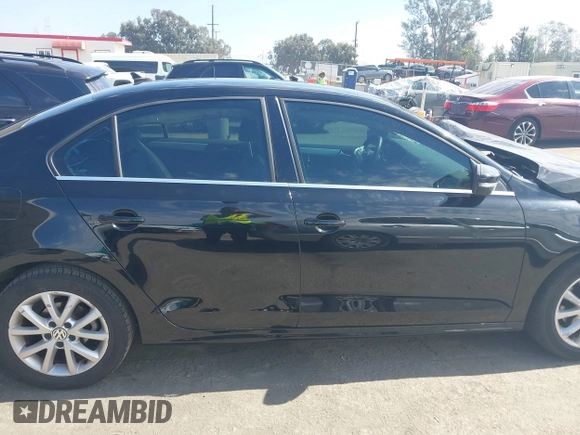 2013 Volkswagen Jetta SE with VIN 3VWDP7AJ5DM308715, listed as a IAAI auction lot 41666299 with 170,823 mi miles and . Bid and sale history available at DreamBid. Image 13.