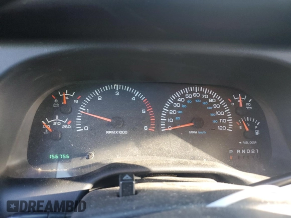 2000 Dodge 2500 z VIN 1B7KF23W9YJ179230, wystawiony jako Copart lot #83255064 z przebiegiem 156 756 mil mil oraz Czysty tytuł • Clean title. Historia ofert i sprzedaży dostępna na DreamBid. Obrazek 9.