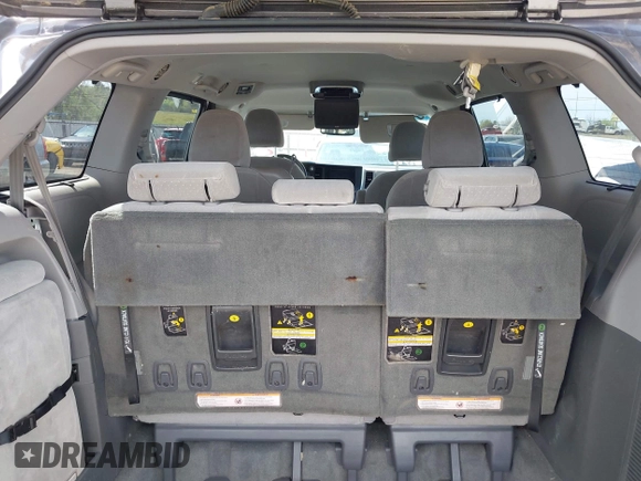 2015 Toyota Sienna LE AAS with VIN 5TDKK3DC5FS575077, listed as a IAAI auction lot 41941483 with 134,265 mi miles. Bid and sale history available at carsss.com. Image 17.