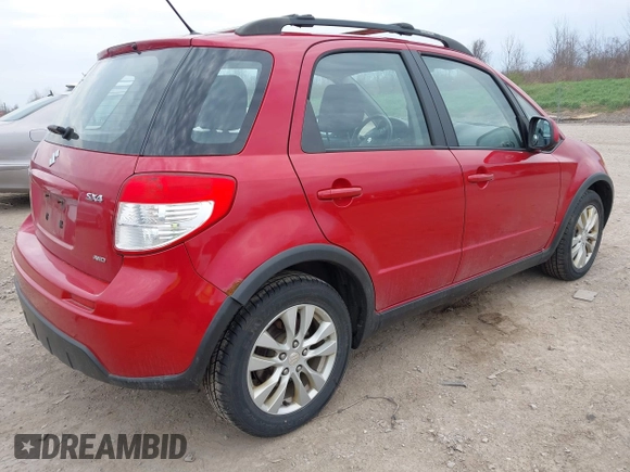 2013 Suzuki SX4 Crossover with VIN JS2YB5A37D6101984, listed as a IAAI auction lot 42121276 with 136,073 mi miles. Bid and sale history available at carsss.com. Image 4.