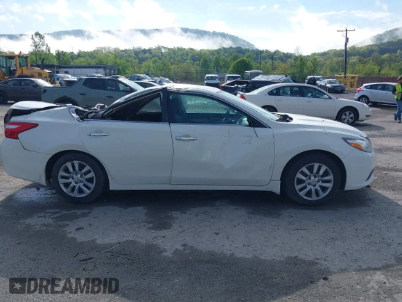 2017 Nissan Altima SL with VIN 1N4AL3AP1HC221163, listed as a IAAI auction lot 42191635 with 65,000 mi miles and . Bid and sale history available at DreamBid. Image 12.