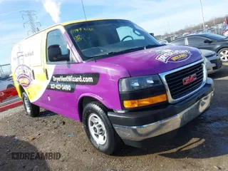 2017 GMC Savana Cargo Van with VIN 1GTW7AFF7H1915862, listed as a IAAI auction lot 41749172 with 163,496 mi miles. Bid and sale history available at carsss.com. Image 1.
