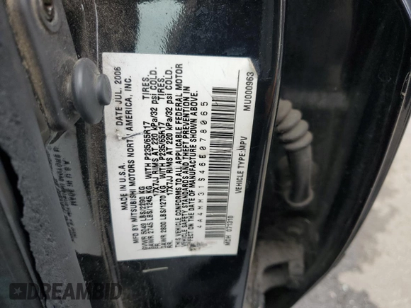 2006 Mitsubishi Endeavor XLS with VIN 4A4MM31S46E078065, listed as a Copart auction lot 84957554 with 211,462 mi miles and Salvage Title. Bid and sale history available at carsss.com. Image 12.