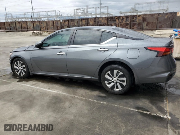 2020 Nissan Altima 2.5 S with VIN 1N4BL4BV7LN312183, listed as a Copart auction lot 57965844 with 124,635 mi miles and Salvage Title. Bid and sale history available at carsss.com. Image 2.