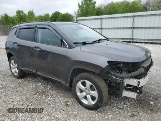2018 Jeep Compass Latitude with VIN 3C4NJDBB3JT290652, listed as a Copart auction lot 50723415 with 69,579 mi miles and Salvage Title. Bid and sale history available at DreamBid. Image 4.