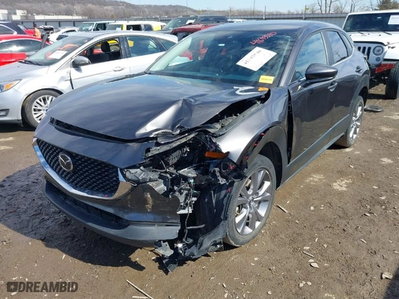 2021 Mazda CX-30 Select with VIN 3MVDMABL2MM220311, listed as a IAAI auction lot 41643540 with NaN miles. Bid and sale history available at carsss.com. Image 6.