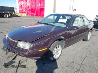 1995 Chevrolet Beretta z VIN 1G1LV1547SY276155, wystawiony jako IAAI lot #41703189 z przebiegiem 114 320 mil mil oraz . Historia ofert i sprzedaży dostępna na DreamBid. Obrazek 2.