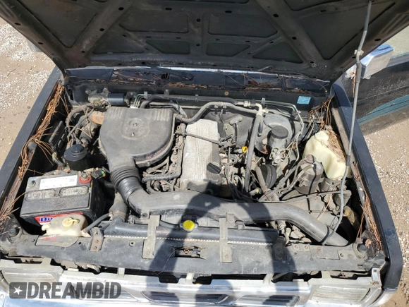 1995 Nissan Frontier z VIN 1N6SD11S6SC430228, wystawiony jako Copart lot #60110335 z przebiegiem 202 139 mil mil oraz Czysty tytuł • Clean title. Historia ofert i sprzedaży dostępna na DreamBid. Obrazek 11.
