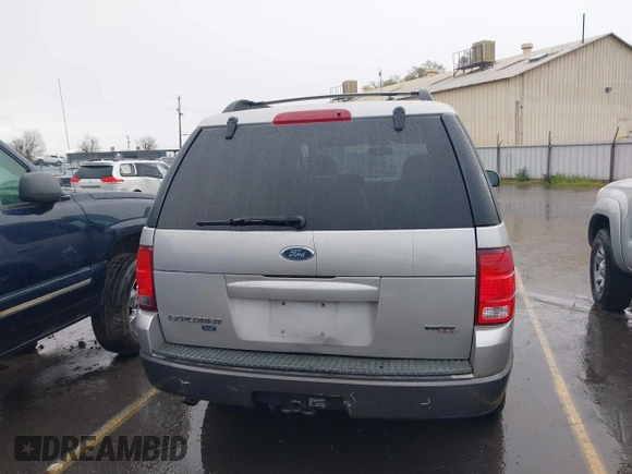 2005 Ford Explorer XLT z VIN 1FMZU63E65ZA28857, wystawiony jako IAAI lot #41803825 z przebiegiem 184 536 mil mil oraz . Historia ofert i sprzedaży dostępna na DreamBid. Obrazek 17.