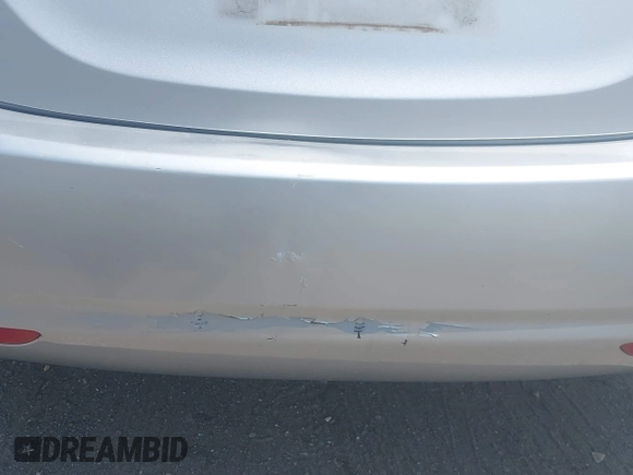 2012 Hyundai Elantra Limited с VIN KMHDH4AE1CU367476, выставлен на аукционе IAAI как лот 42472828 с пробегом 103 564 миль миль и . История ставок и продаж доступна на DreamBid. Изображение 6.