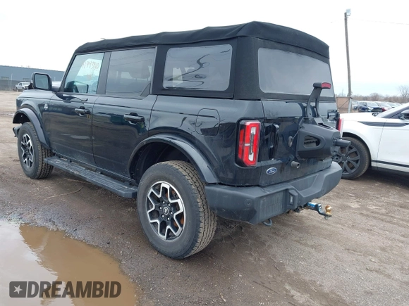 2022 Ford Bronco with VIN 1FMDE5BH9NLB84598, listed as a IAAI auction lot 41943910 with 43,823 mi miles. Bid and sale history available at carsss.com. Image 3.