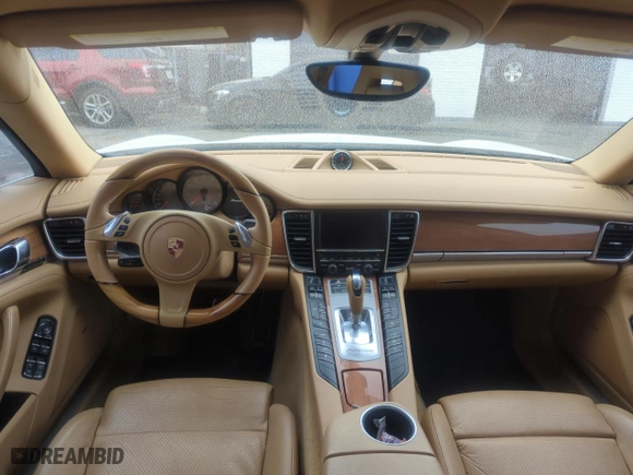 2013 Porsche Panamera S with VIN WP0AB2A70DL060113, listed as a Copart auction lot 84254524 with 118,400 mi miles and Clean Title. Bid and sale history available at carsss.com. Image 9.