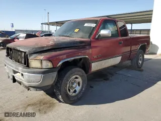1996 Dodge Ram 1500 with VIN 3B7HF13YXTG123975, listed as a Copart auction lot 73549874 with 225,056 mi miles and Salvage Title. Bid and sale history available at carsss.com. Image 1.