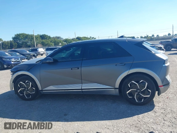2024 Hyundai Ioniq 5 Limited z VIN KM8KR4DE2RU253057, wystawiony jako IAAI lot #41444014 z przebiegiem 6 185 mil mil oraz . Historia ofert i sprzedaży dostępna na DreamBid. Obrazek 14.