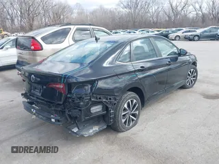 2023 Volkswagen Jetta S с VIN 3VW5M7BU9PM012994, выставлен на аукционе IAAI как лот 41708614 с пробегом 44 029 миль миль и . История ставок и продаж доступна на DreamBid. Изображение 4.