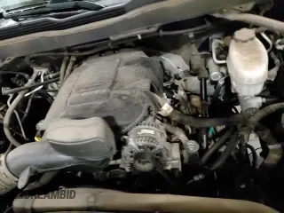 2019 Chevrolet Silverado 2500HD z VIN 2GC2KSEG7K1144267, wystawiony jako Copart lot #46631175 z przebiegiem 88 731 mil mil oraz Szkoda całkowita • Salvage title. Historia ofert i sprzedaży dostępna na DreamBid. Obrazek 13.