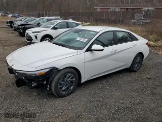 2024 Hyundai Elantra SEL with VIN KMHLM4DG4RU674475, listed as a Copart auction lot 51055705 with 32,922 mi miles and Non Repairable. Bid and sale history available at carsss.com. Image 1.
