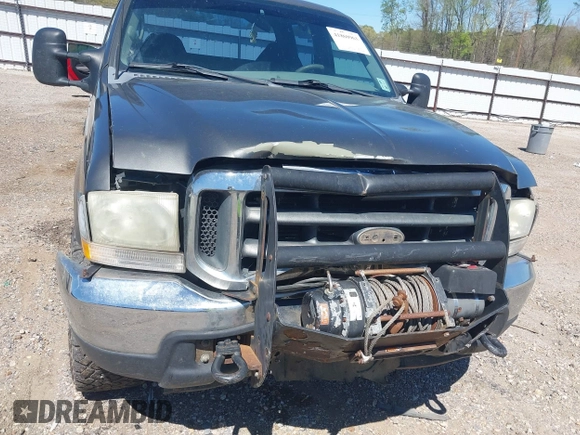 2002 Ford F-250 XL z VIN 1FTNW21L92EC03726, wystawiony jako IAAI lot #41860963 z przebiegiem 201 404 mil mil oraz . Historia ofert i sprzedaży dostępna na DreamBid. Obrazek 12.